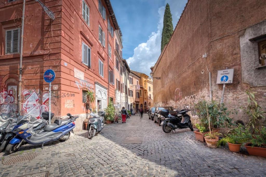 Shabby Apartment @Trastevere Rome Buitenkant foto